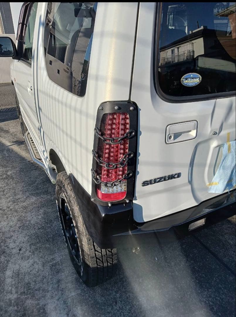 スズキ　ジムニーjb23 シエラjb43 テールライトガード