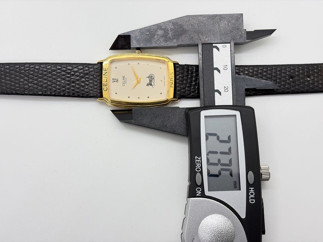 【希少・新品電池】セリーヌ ヴィンテージ レディース腕時計 クォーツ