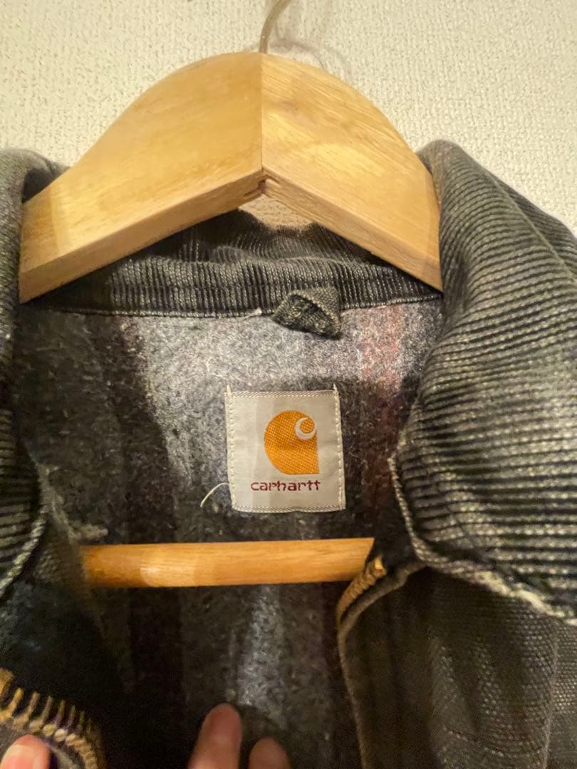Carhartt ブラック デトロイトジャケット