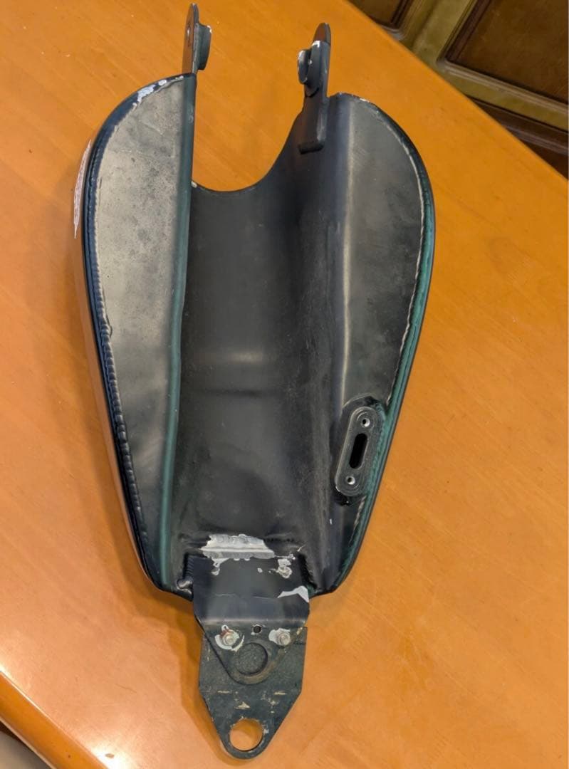 sr400 タンクスポーツタンクアルミ　モーターロック　2% ボバー　チョッパー