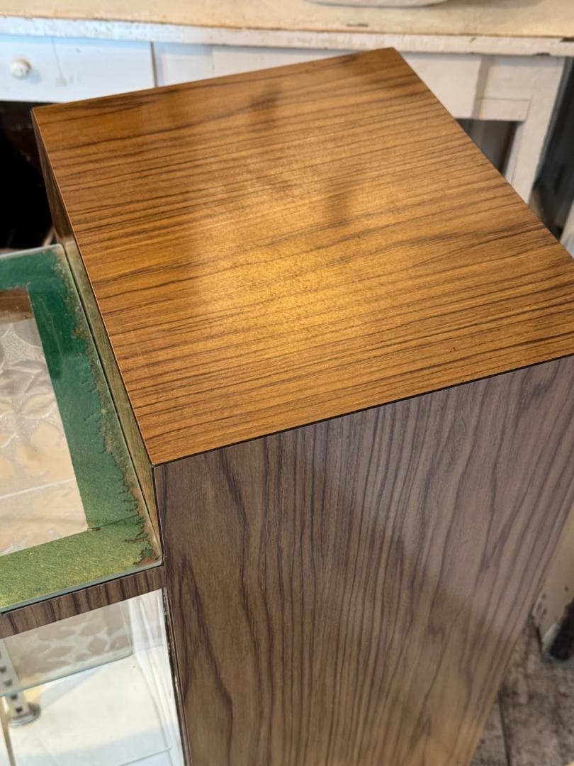 古いガラスショーケースカウンター 店舗什器 Rガラス レトロガラスヴィンテージ