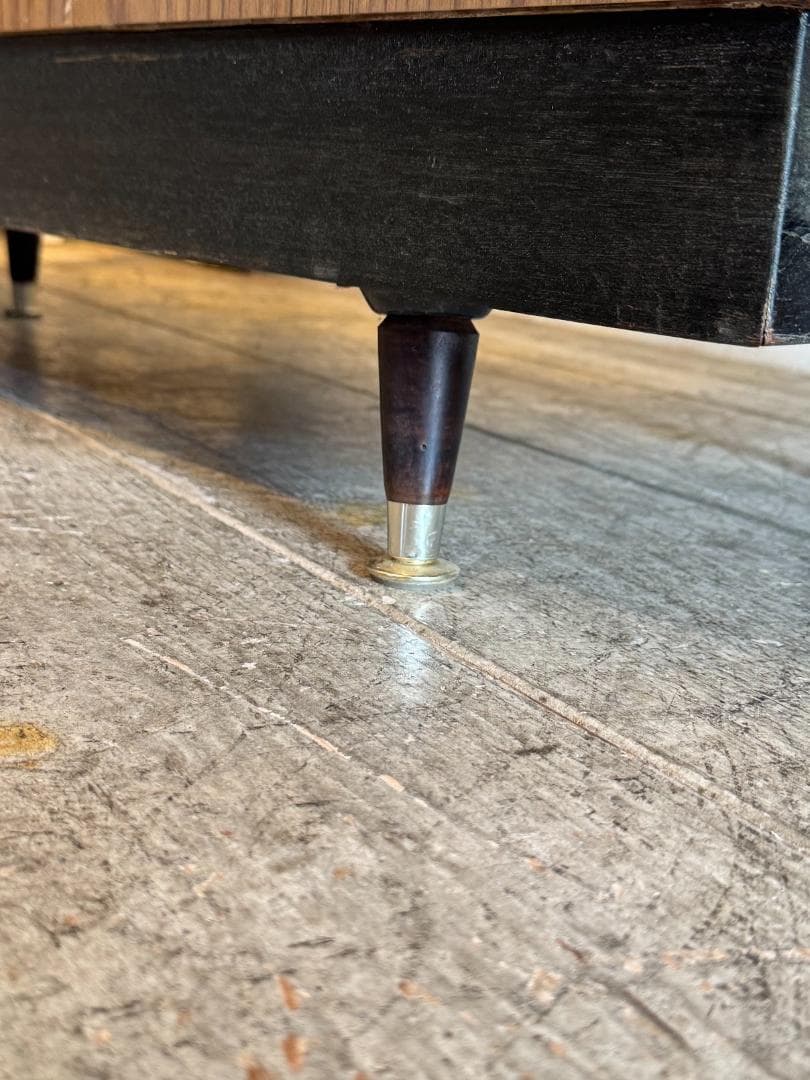 古いガラスショーケースカウンター 店舗什器 Rガラス レトロガラスヴィンテージ