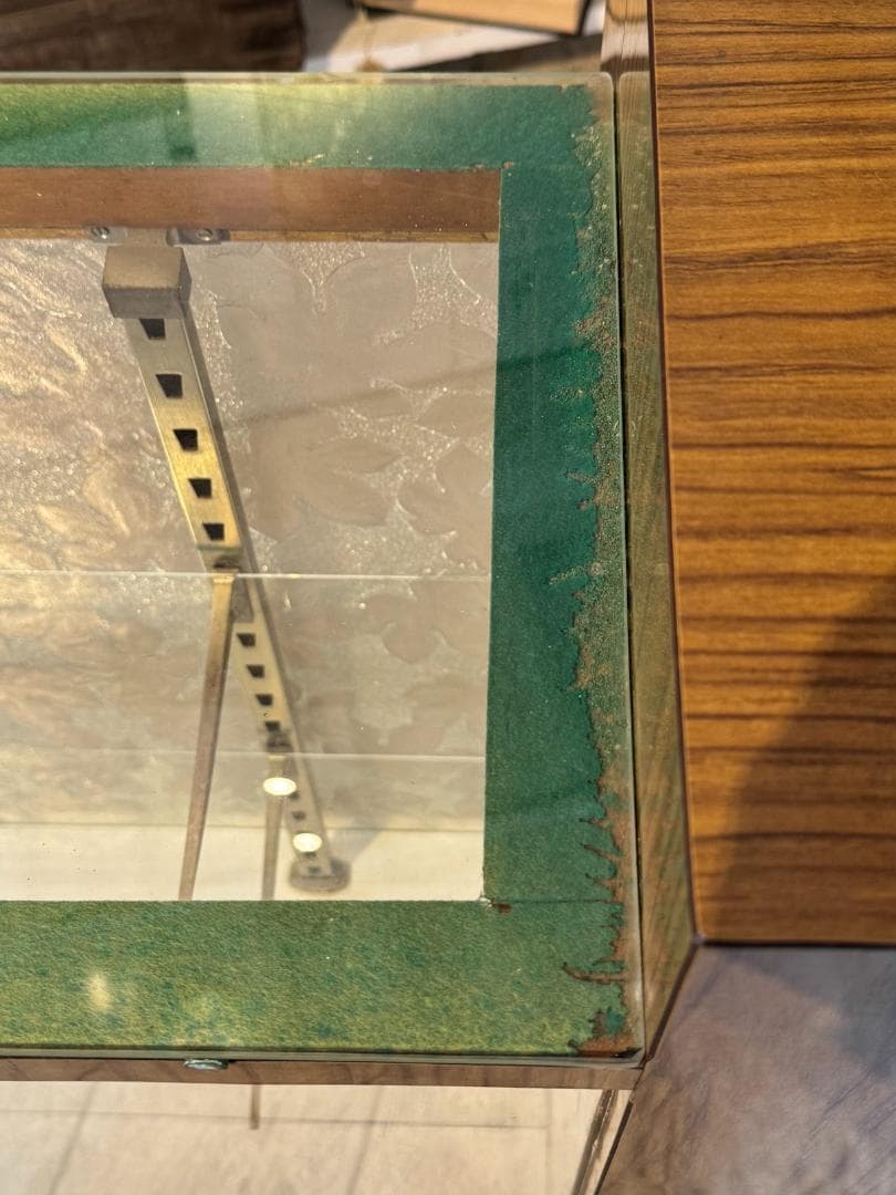 古いガラスショーケースカウンター 店舗什器 Rガラス レトロガラスヴィンテージ