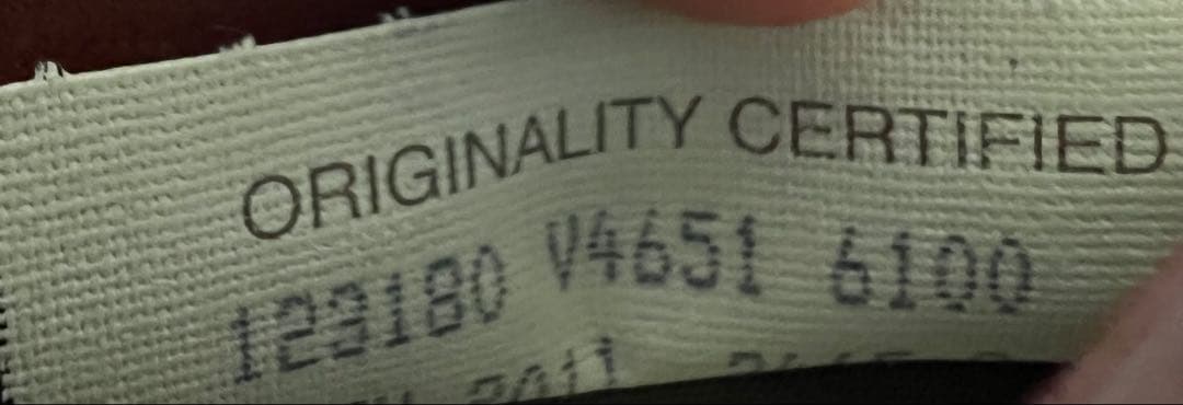 BOTTEGA VENETA イントレチャート マネークリップ財布 バーガンディ