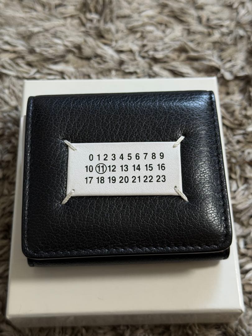 『美品』MAISON MARGIELA メゾンマルジェラ三つ折り財布　黒