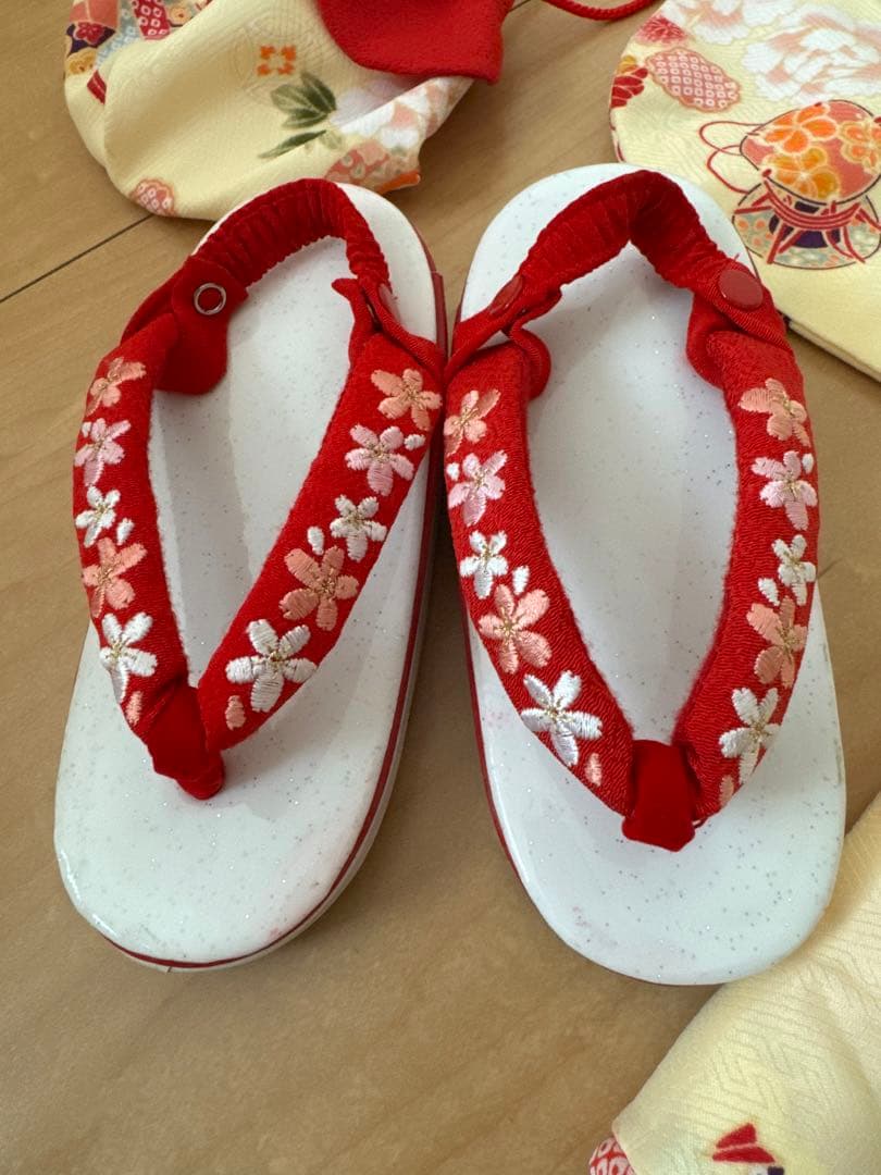 七五三着物　髪飾り　アイシャドウ