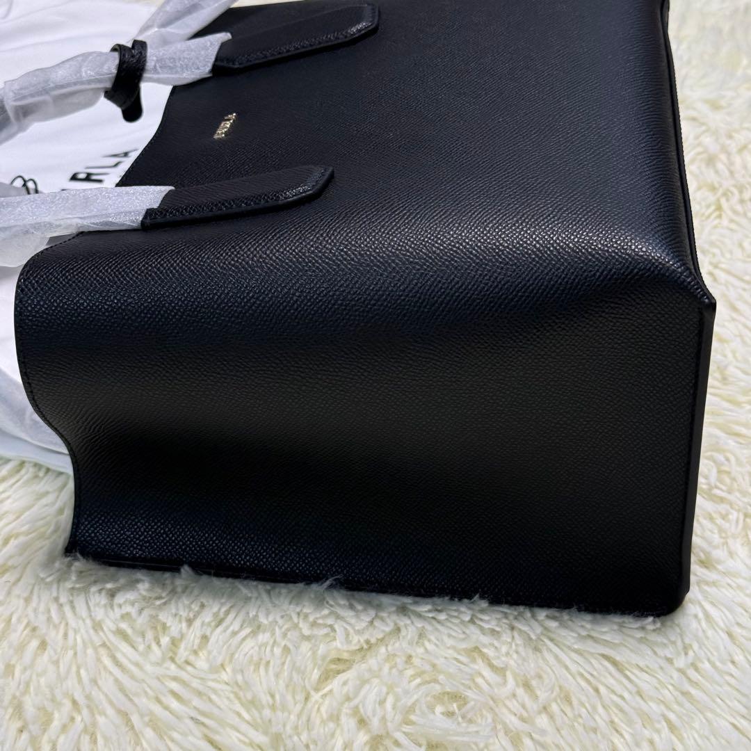 新品未使用 フルラ Furla レザー 本革 クラシック ネロ トートバッグ