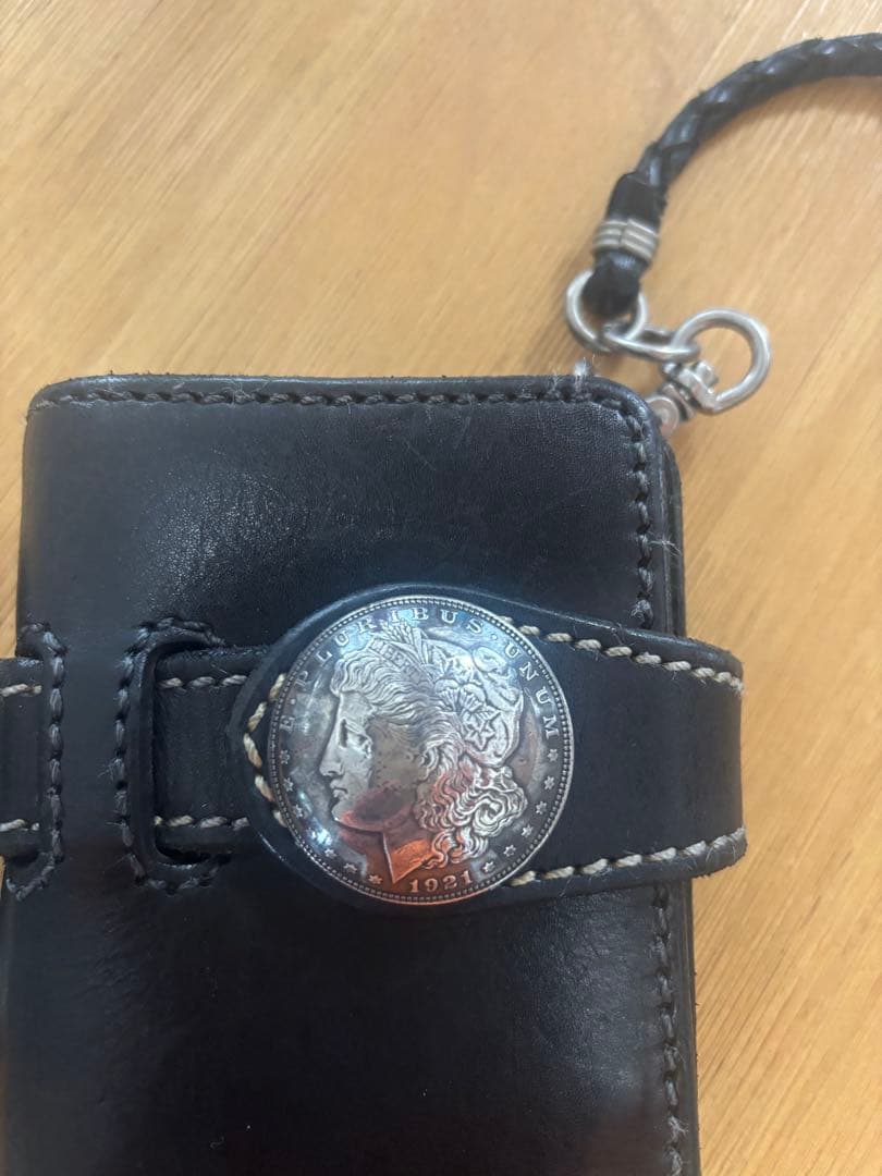 ブラックレザーウォレットチェーンアルバカーキシルバーコンチョ