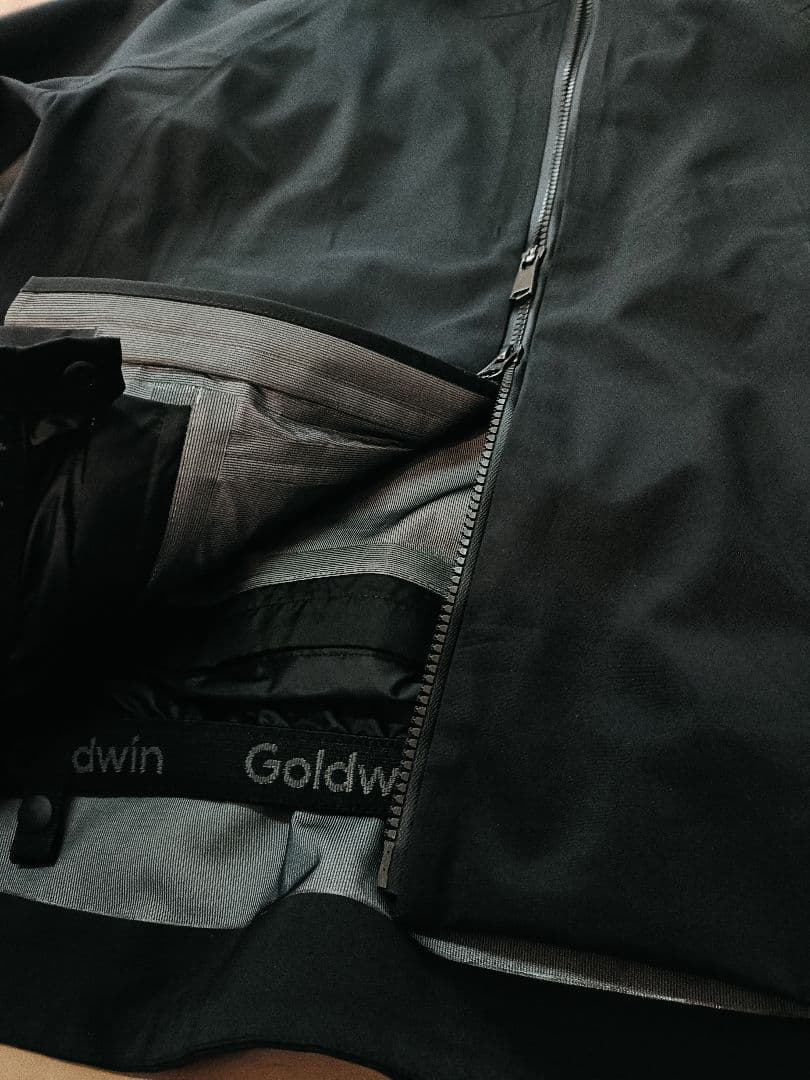 4112su-ki　極美品 ゴールドウィン レディースL