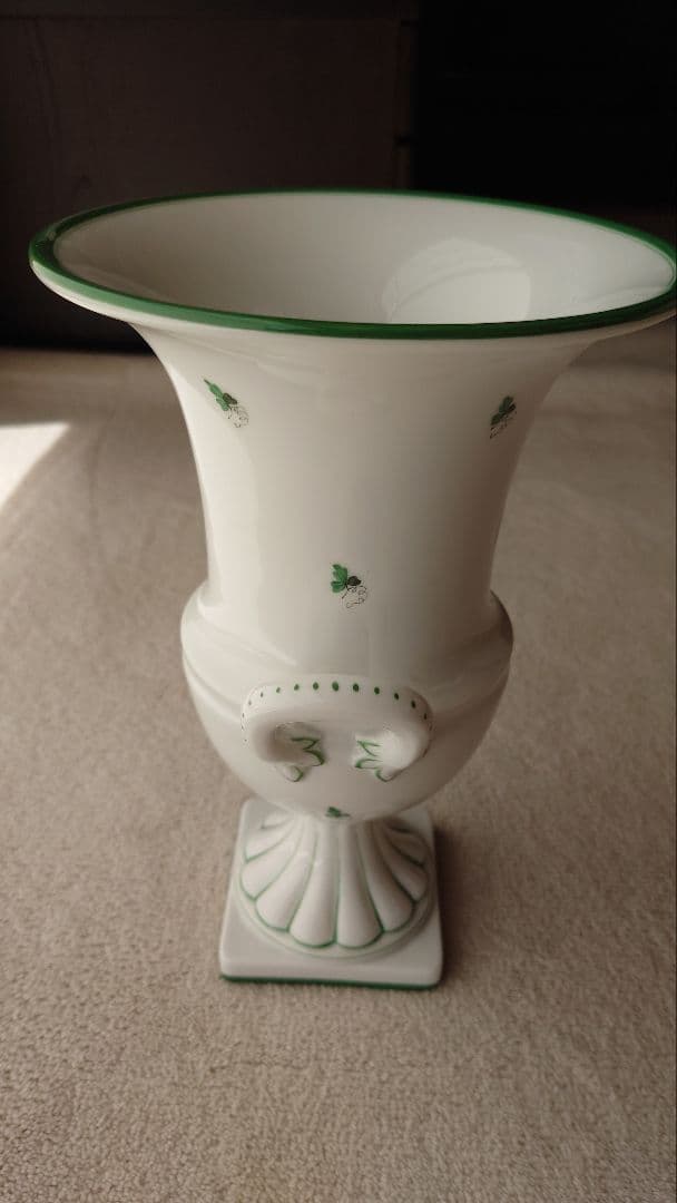 ヘレンド　ウィーンの薔薇陶器製花瓶 大型　セール！