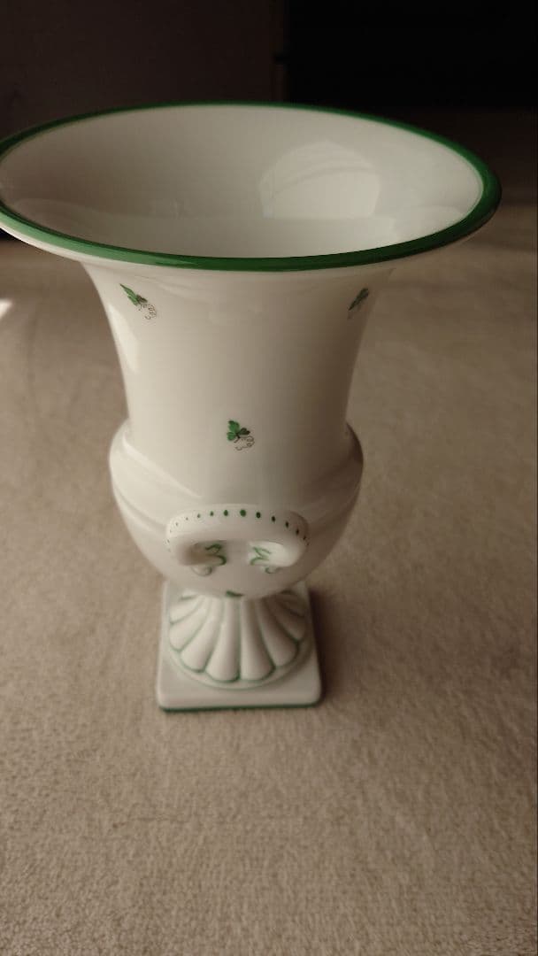 ヘレンド　ウィーンの薔薇陶器製花瓶 大型　セール！