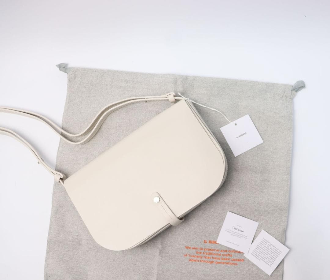 お値下げ 新品 イルビゾンテ ショルダーバッグ 斜めがけ BCR260 ホワイト