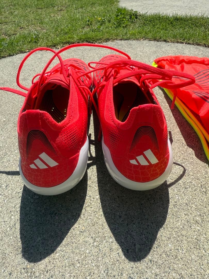 adidas Predator サッカーシューズ レッド 収納バッグ付き