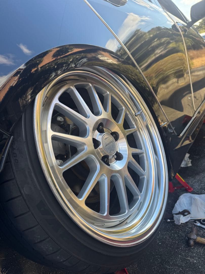 18インチ シルバー