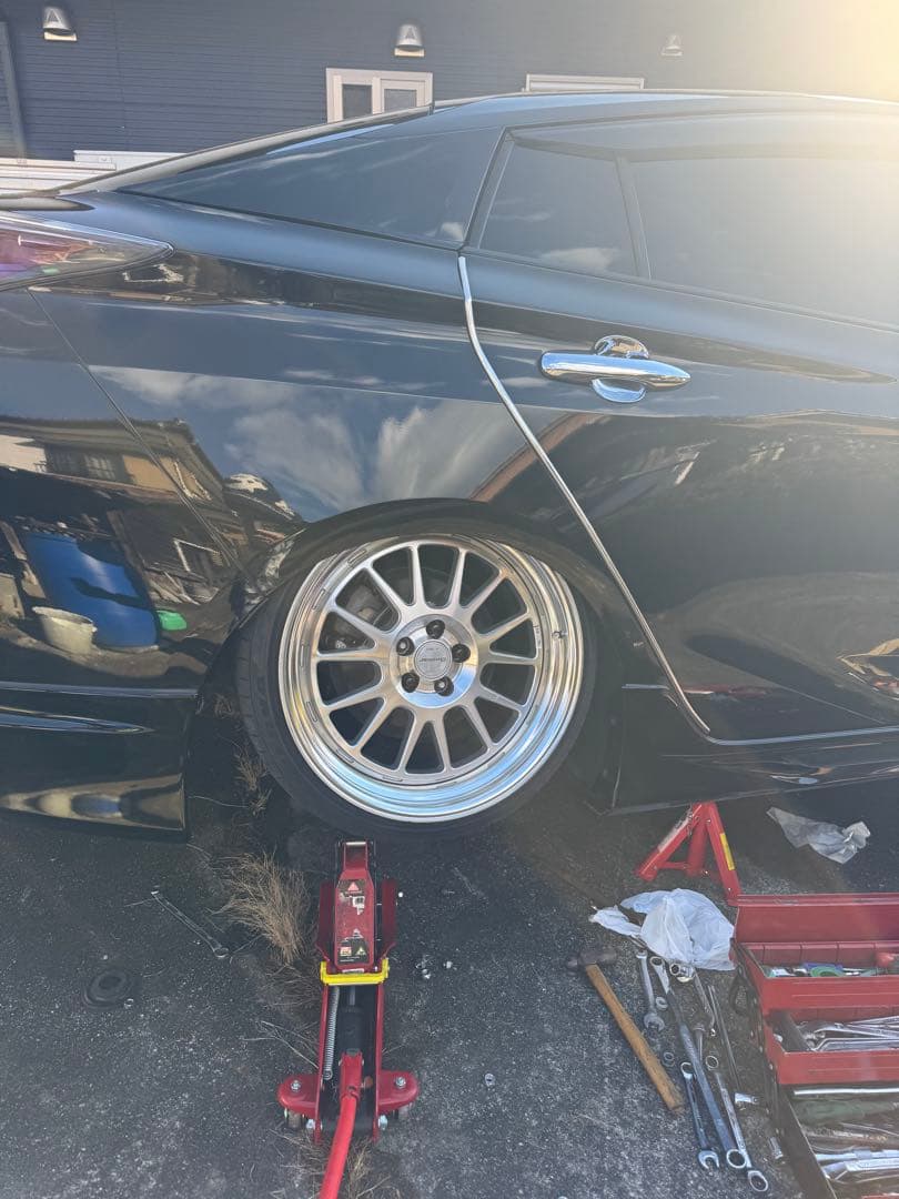 18インチ シルバー