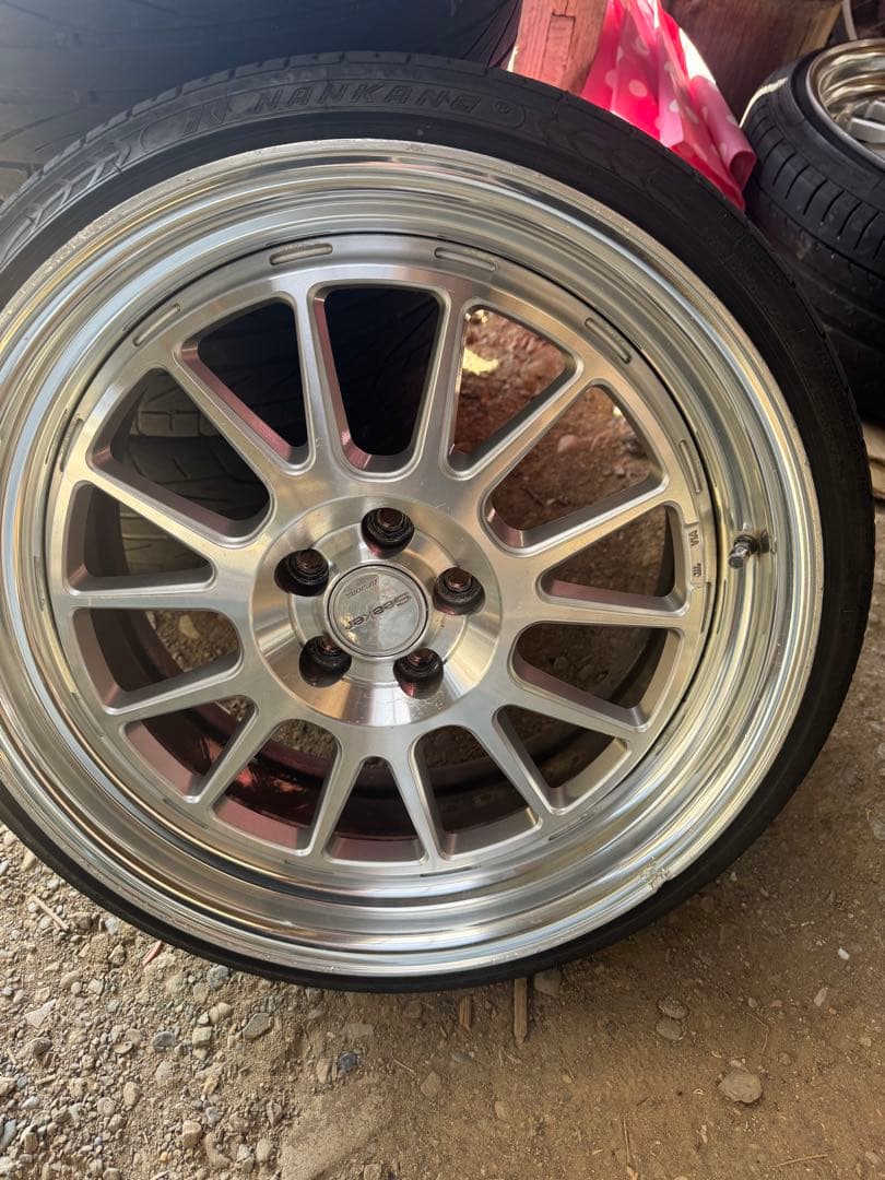 18インチ シルバー