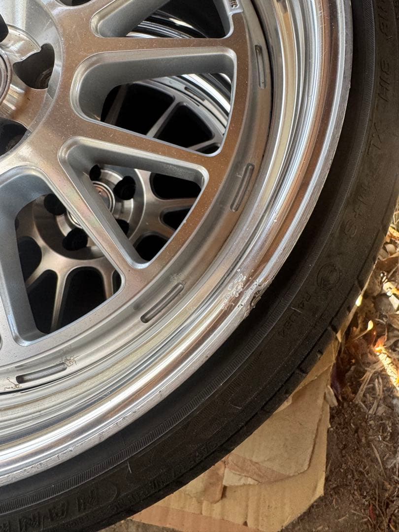 18インチ シルバー