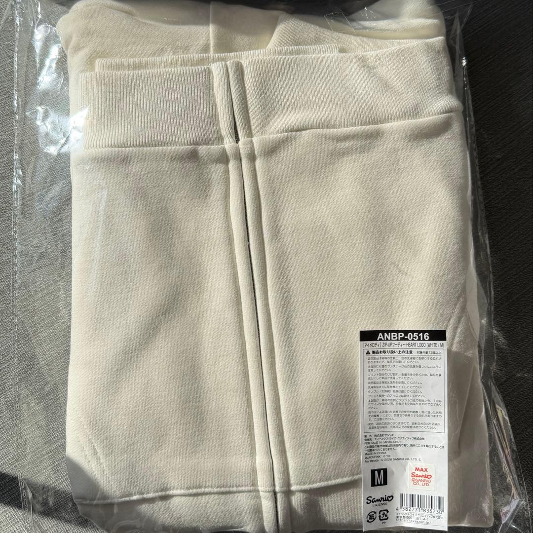 即時発送black pink マイメロディ M ハート型プリント パーカー