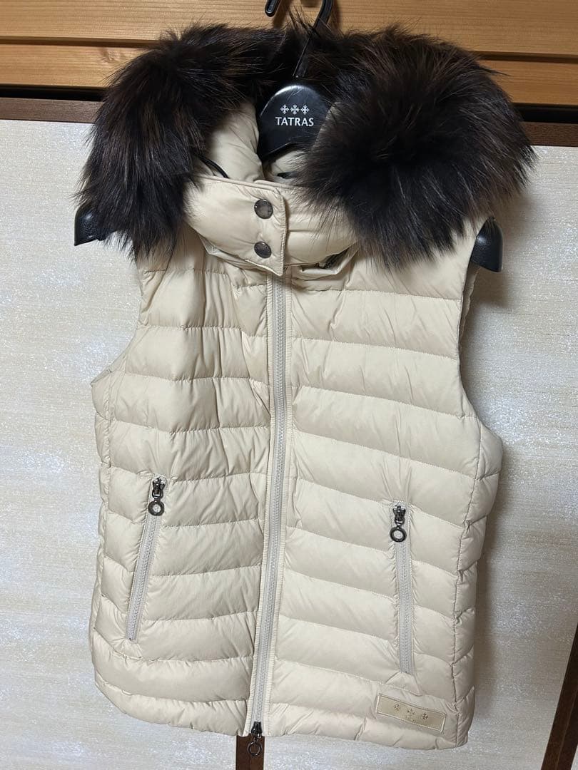 TATRAS ホワイト キルティングダウンベスト