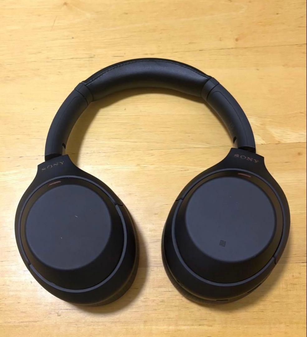 SONY WH-1000XM4ワイヤレスヘッドホン　イヤーパッド新品　ケース付き