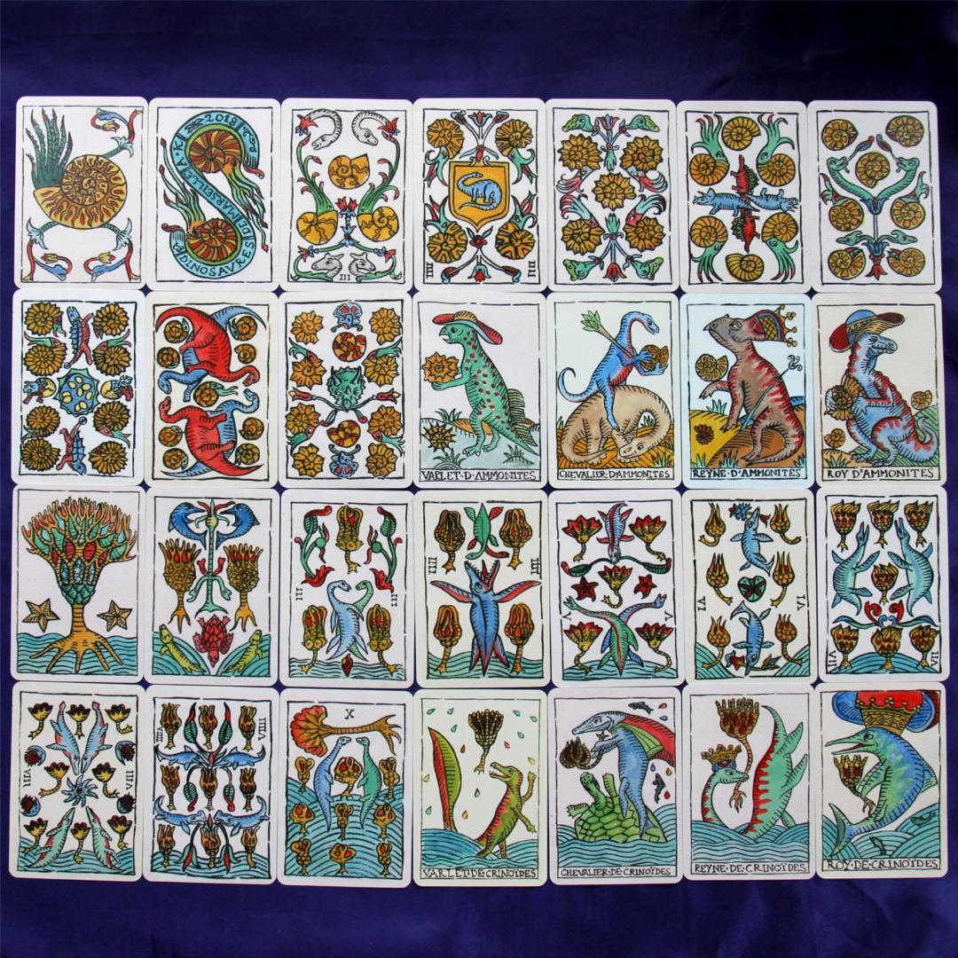 【正規品タロットカード】超貴重デッキ✨入手困難品✨マルセイユ版初の恐竜タロット