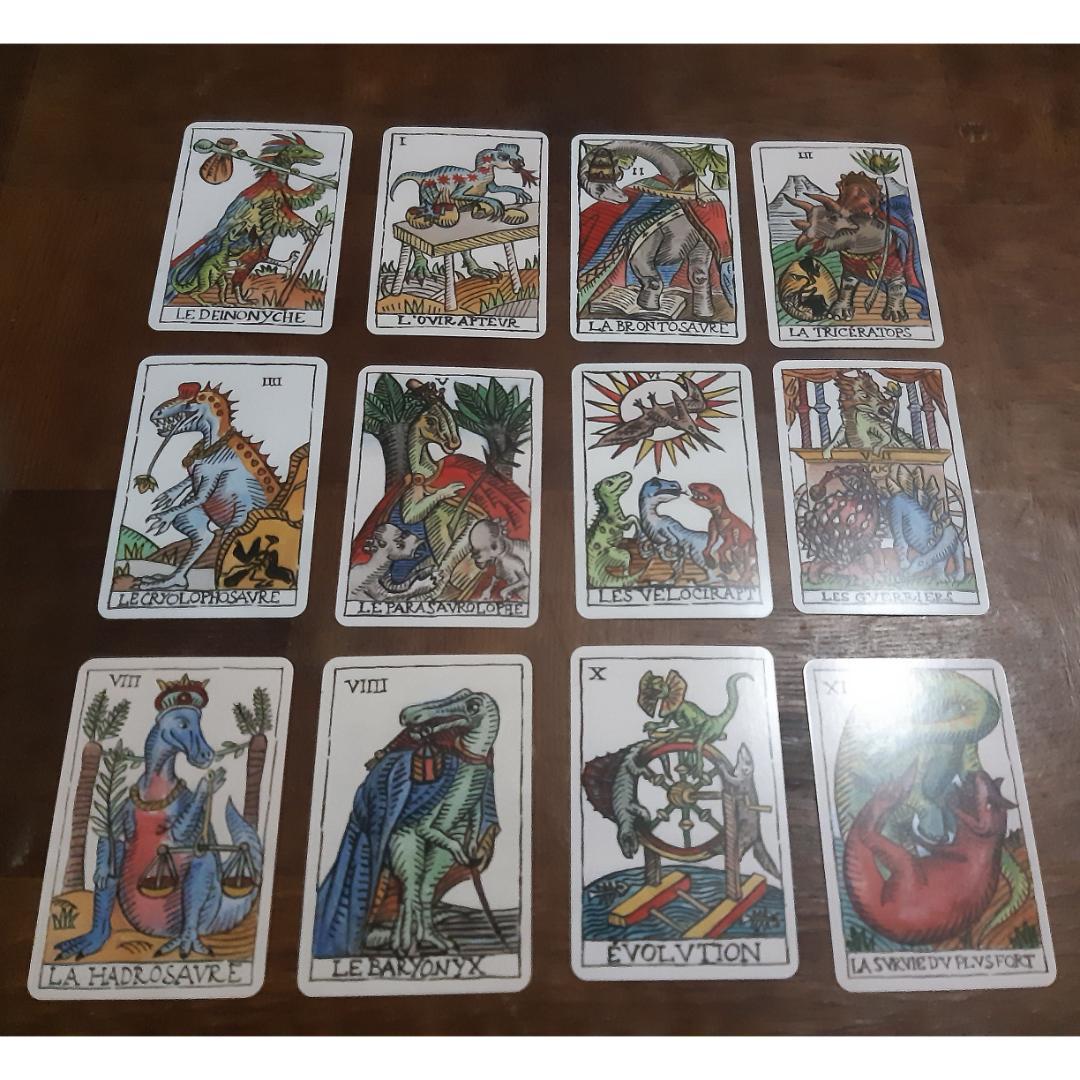 【正規品タロットカード】超貴重デッキ✨入手困難品✨マルセイユ版初の恐竜タロット
