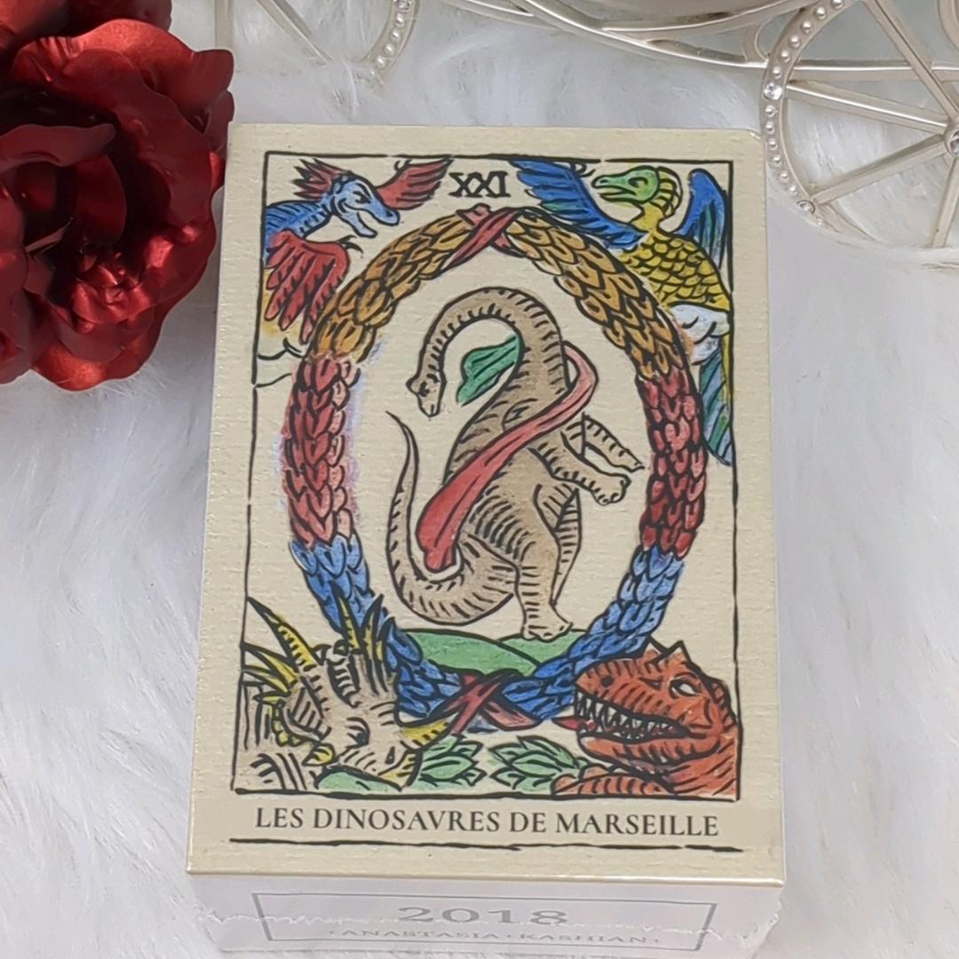 【正規品タロットカード】超貴重デッキ✨入手困難品✨マルセイユ版初の恐竜タロット