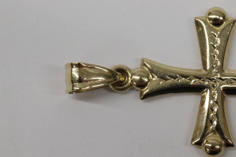 K18　クロス　ペンダントトップ　約1ｇ　十字架型　18金　ゴールド