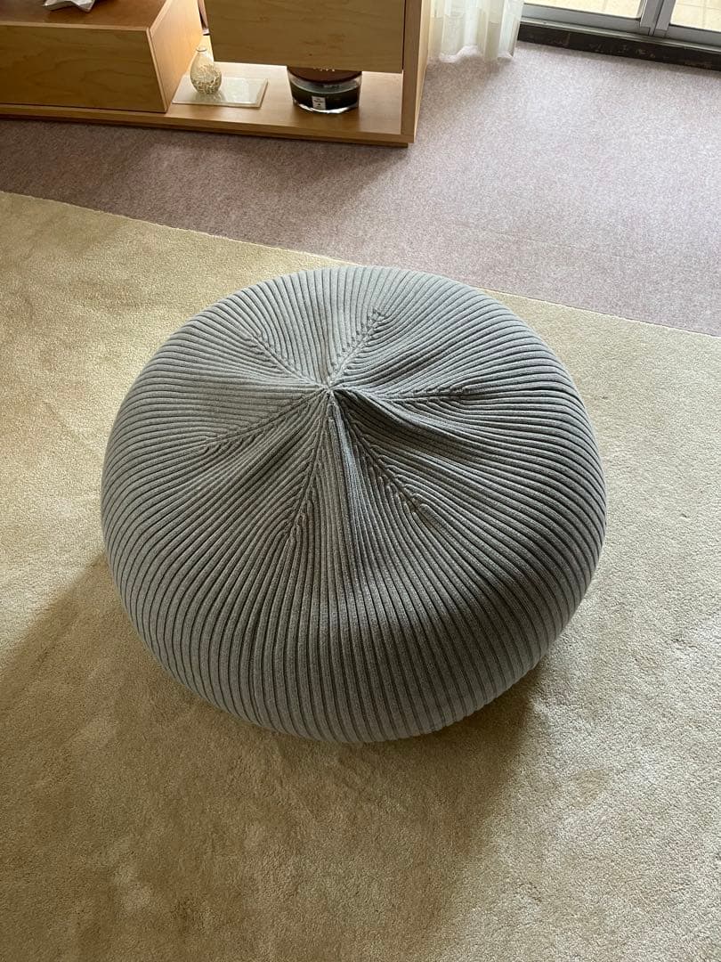 イデー　プープグレー