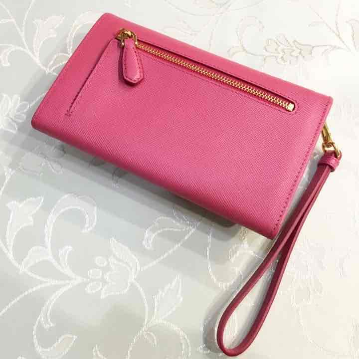 PRADA＊財布