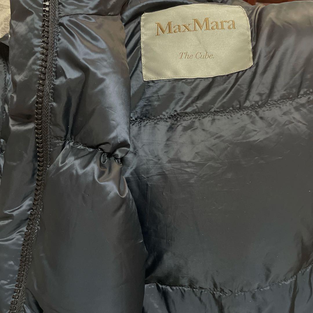 MAXMARA cubeのダウンベストネイビー