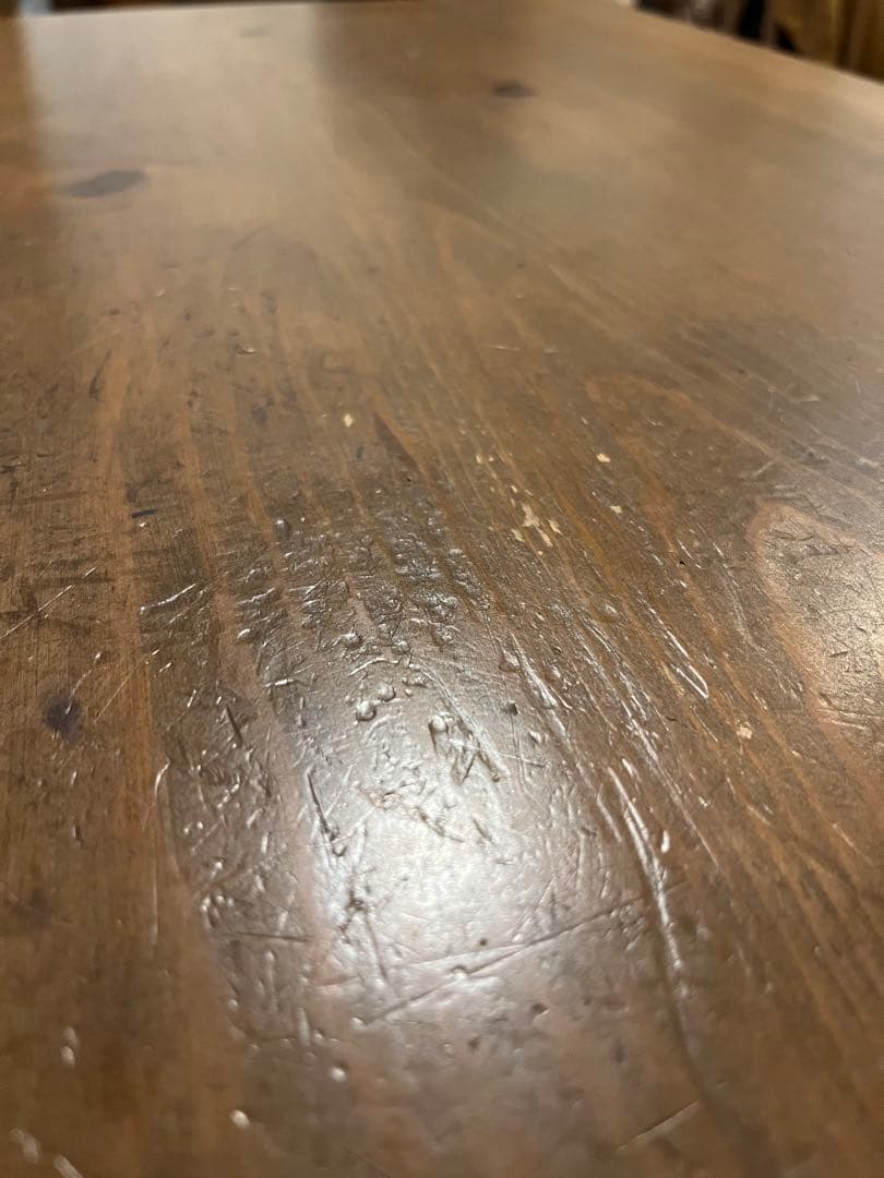 木製シンプルデザインの学習机　パイン材