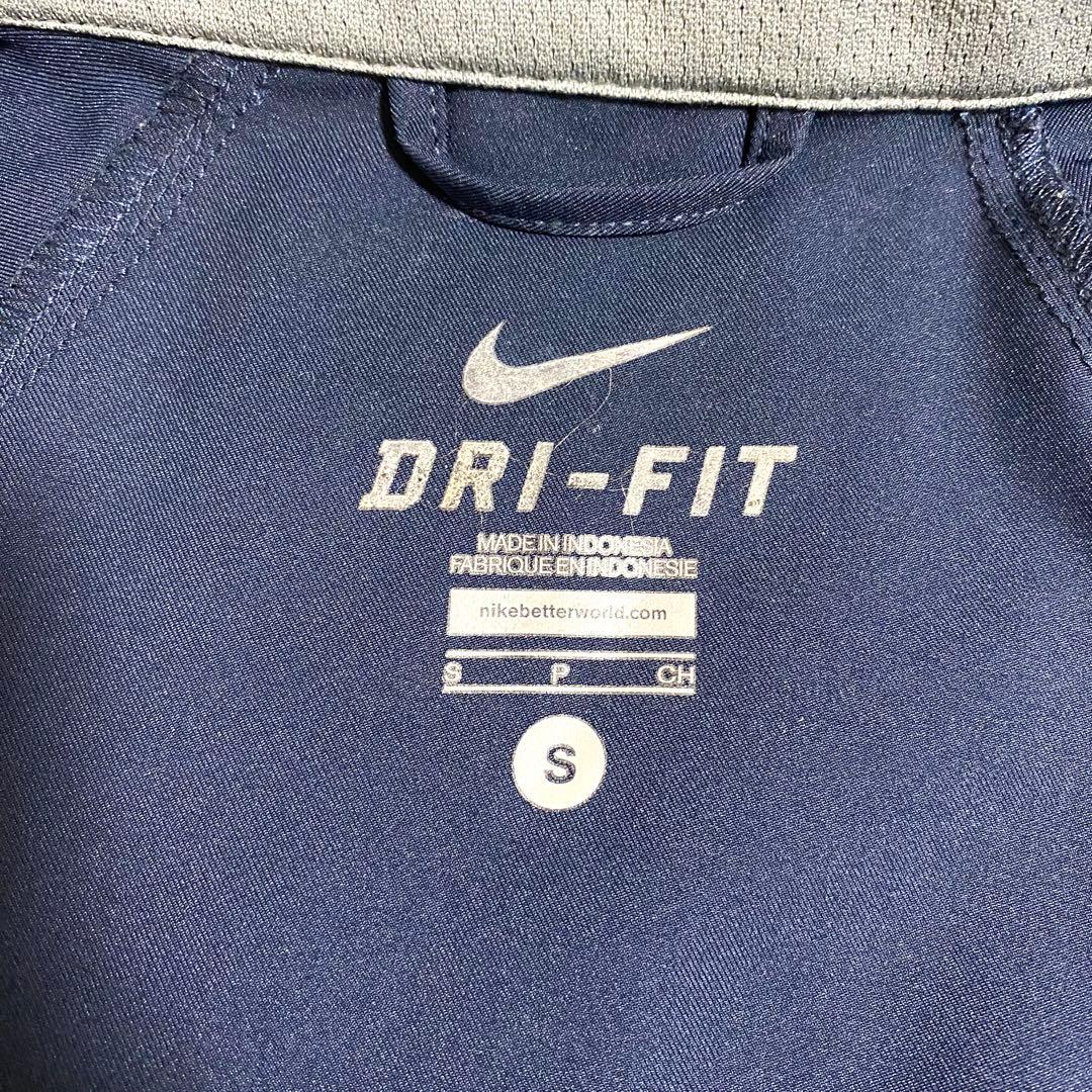 ナイキ　トレーニングウェア　セットアップ　上下　刺繍ロゴ　ランニング　紺色　S