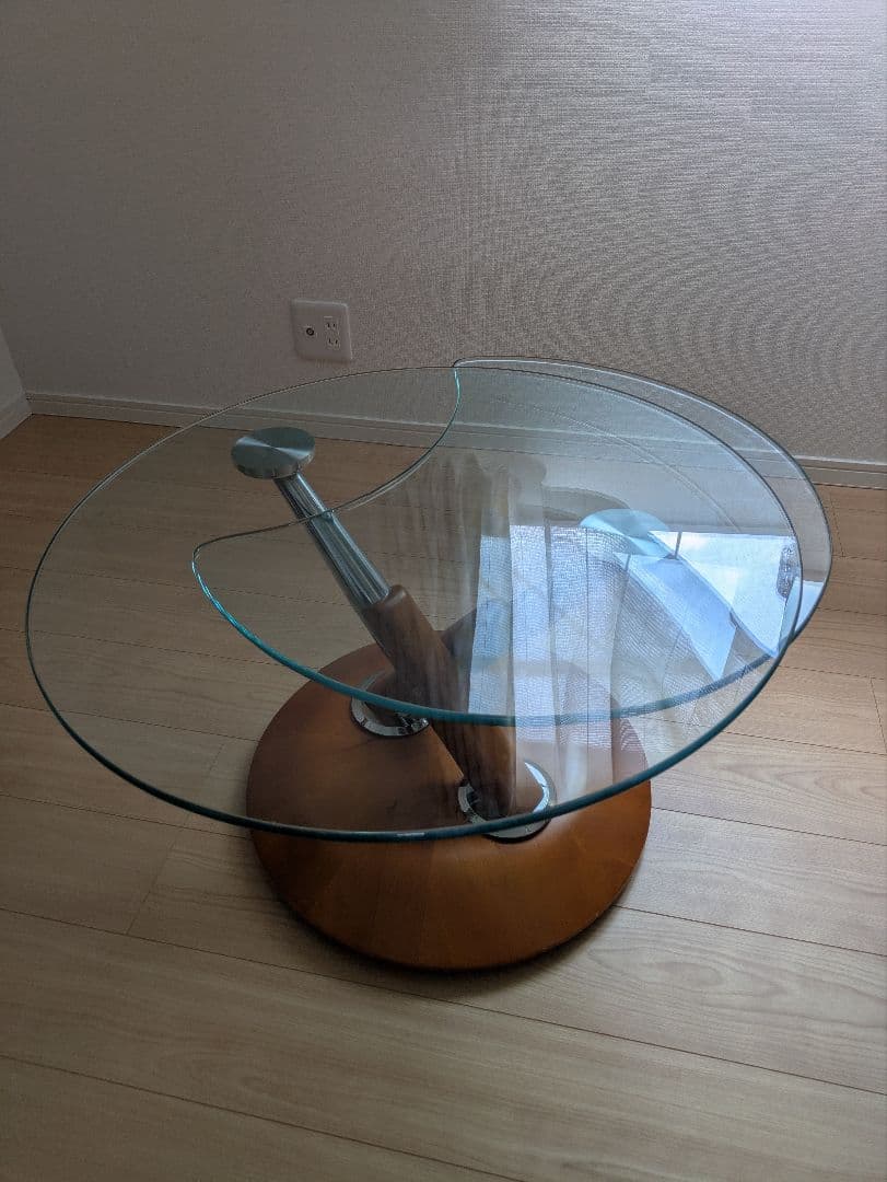 ロナルド シュミットガラステーブル