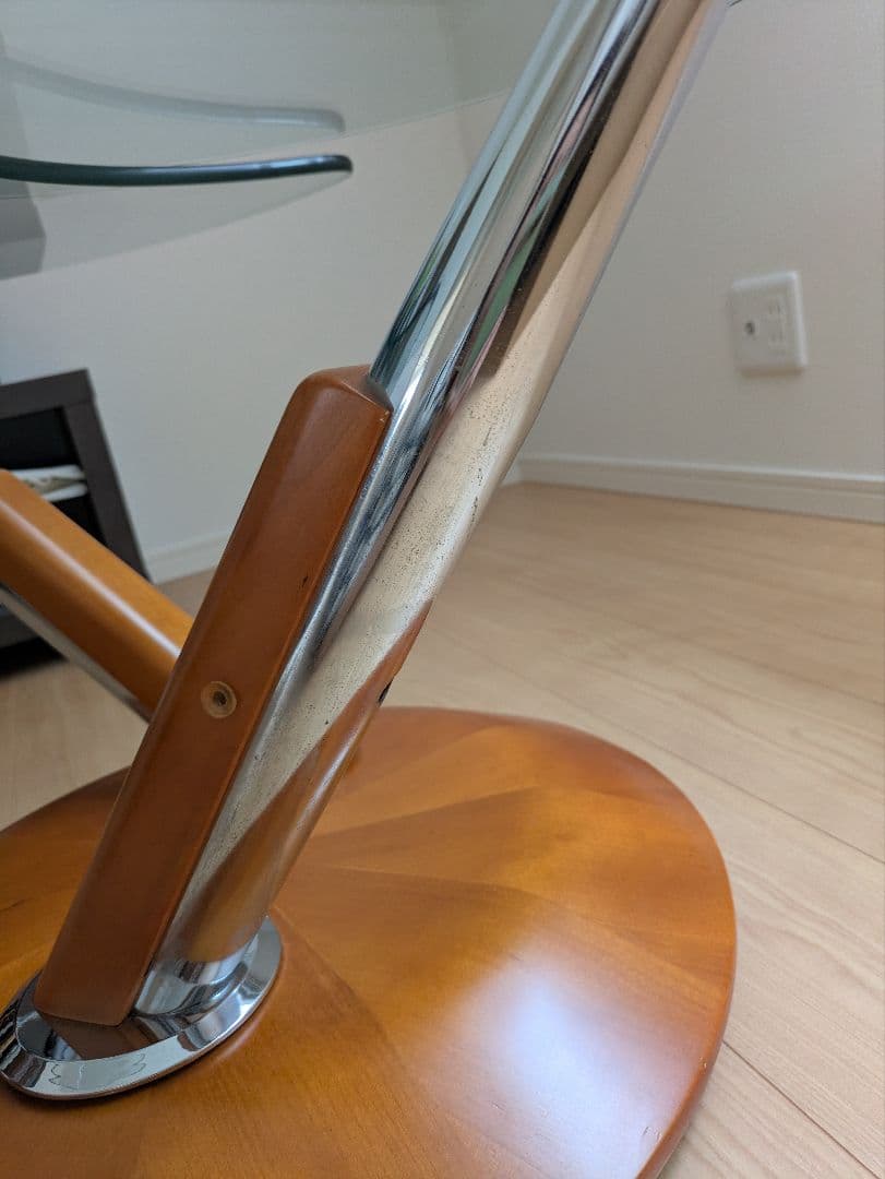 ロナルド シュミットガラステーブル