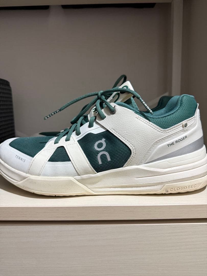 【中古】On THE ROGER Clubhouse Pro 28.0cm