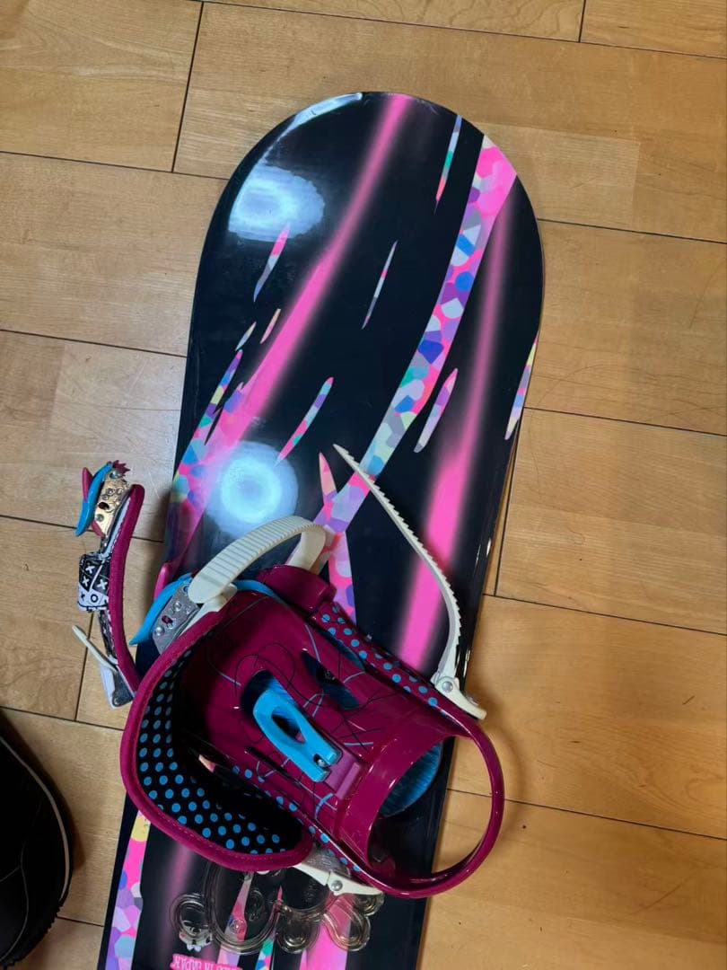 OLIVIA 135センチ　スノーボード３点セット　ブーツ23センチ