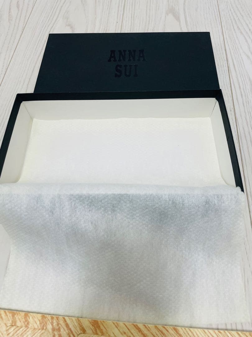 ⭐︎テディ⭐︎新品・未使用アナスイANNASUI マジカルローズラウンド長財布