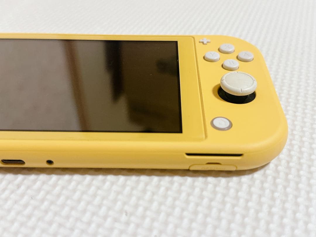 【じゅたま】Nintendo Switch Lite イエロー 本体