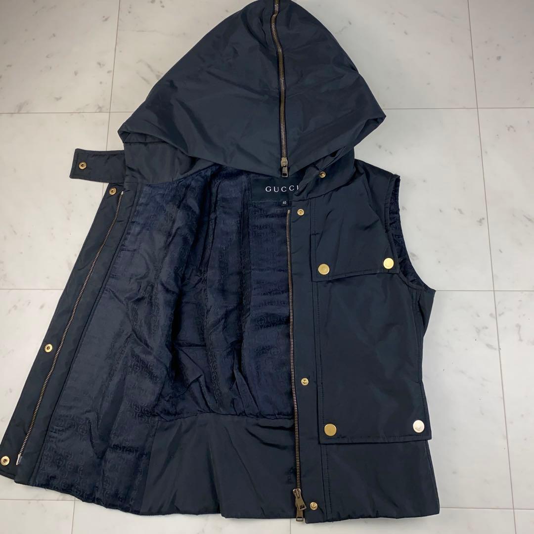 裏地GG◎GUCCI グッチ　ダウンベスト　金ボタン　フード　ジップアップ