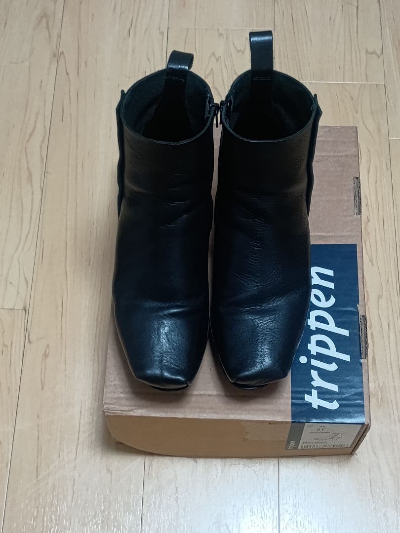 trippen Idan 豚毛ブラシ付き