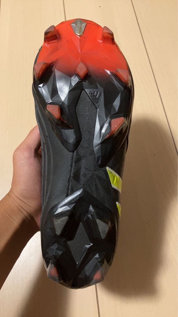 adidas プレデターエッジ.1FG コアブラック チームソーラーイエロー