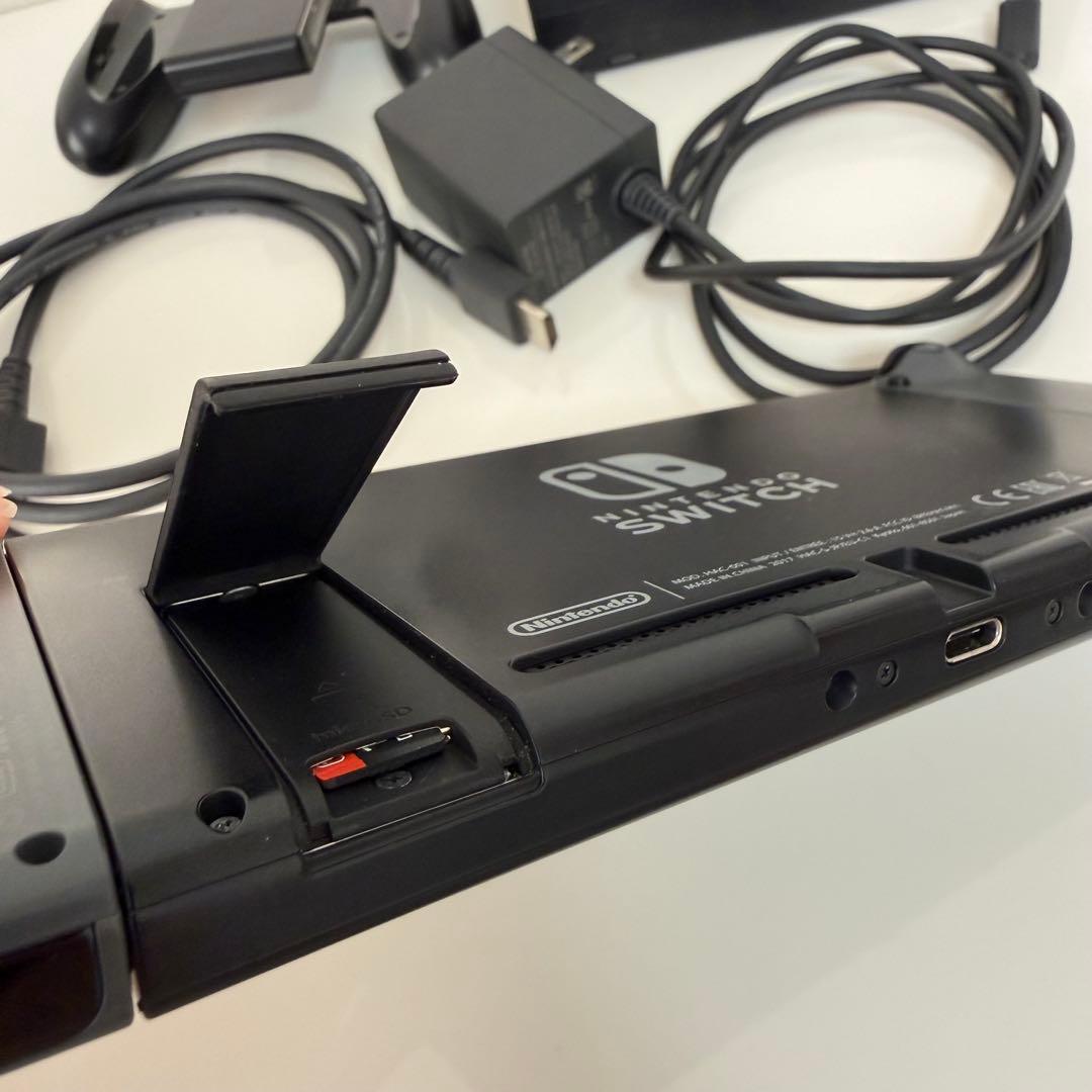 128GB SDカード付き、グレーNintendo Switch 本体＆周辺機器