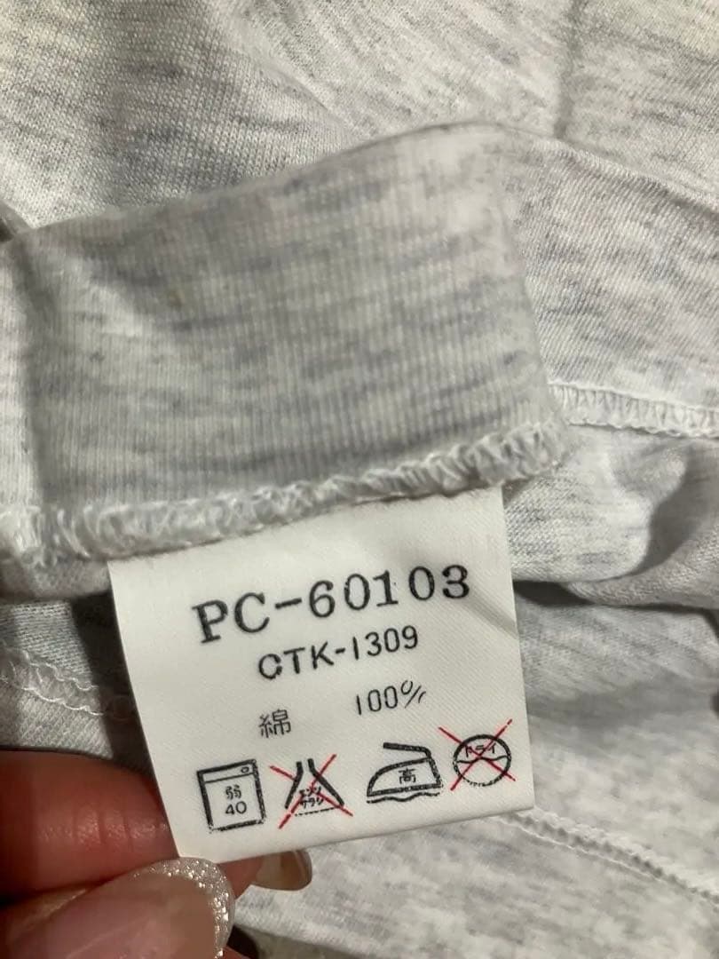 VAN JACKET ロゴTシャツ