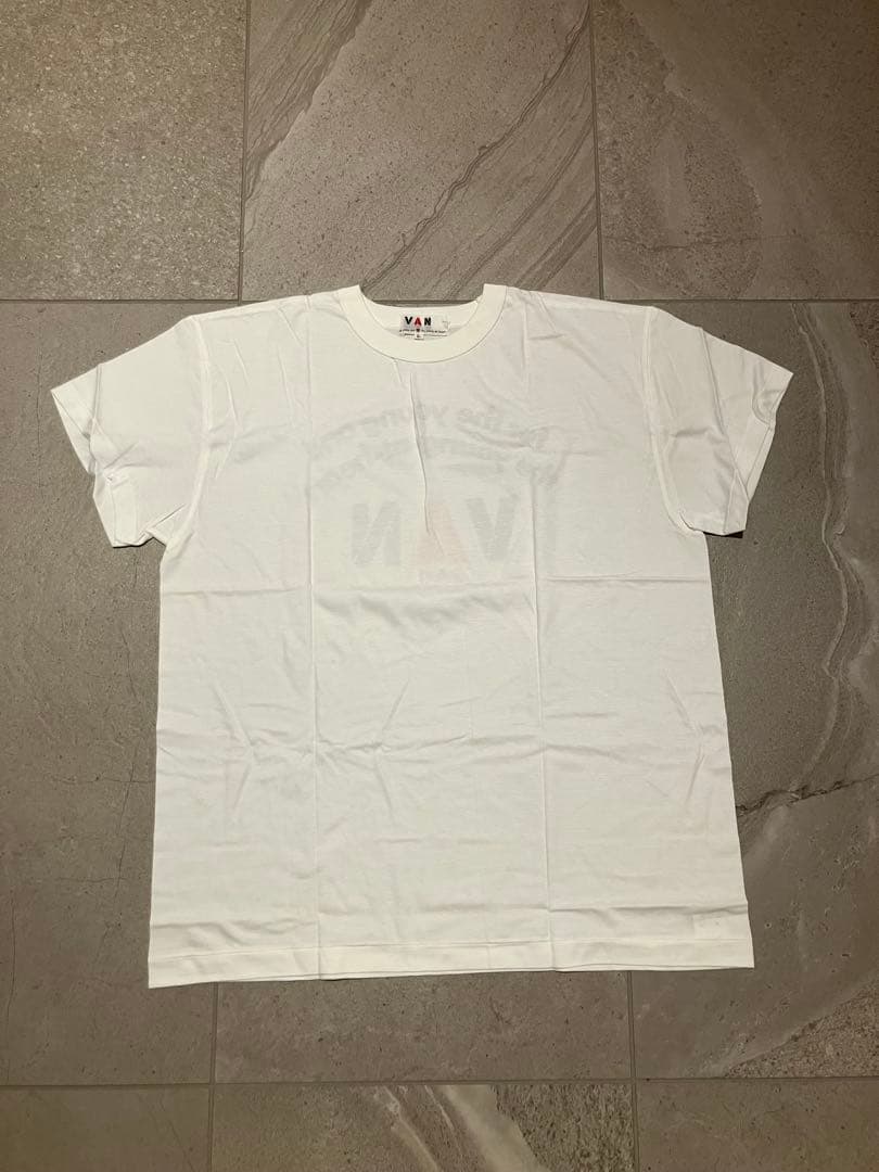VAN JACKET ロゴTシャツ