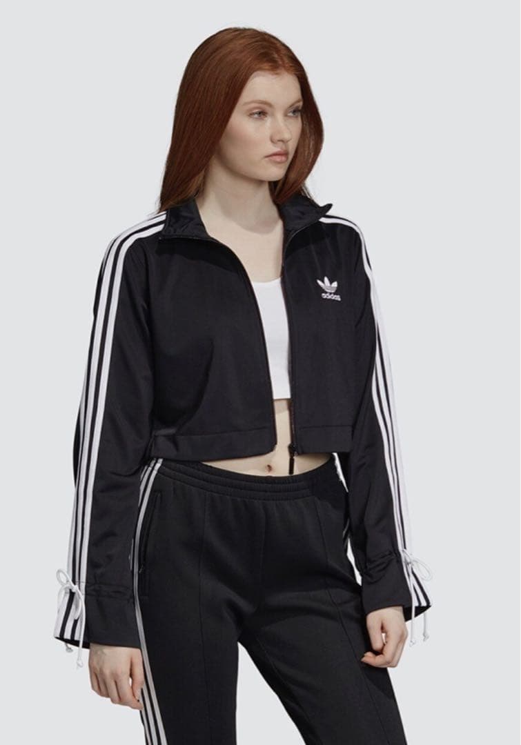 adidas originals ショート丈 トラックトップ
