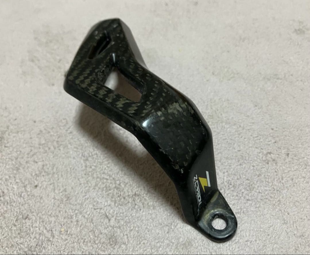 Z-CARBON リアキャリパーガード ZC35-0132