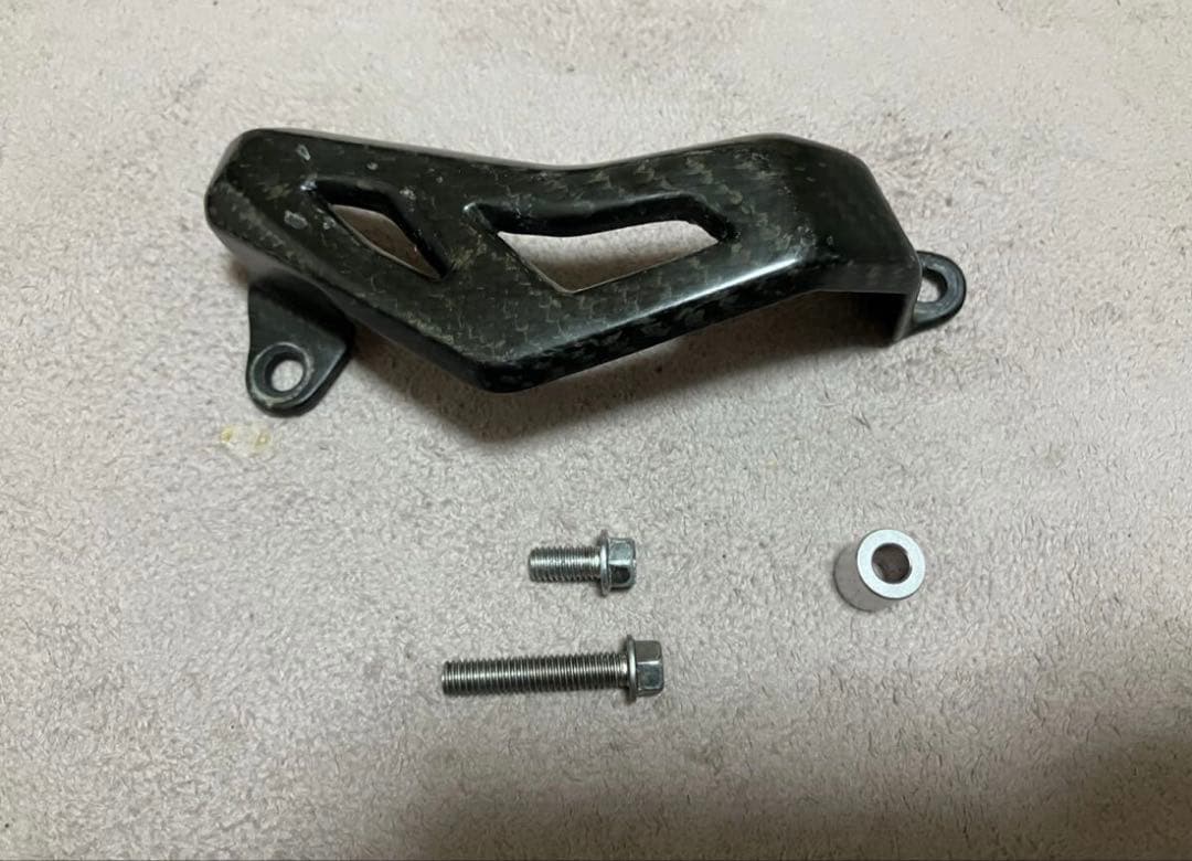 Z-CARBON リアキャリパーガード ZC35-0132