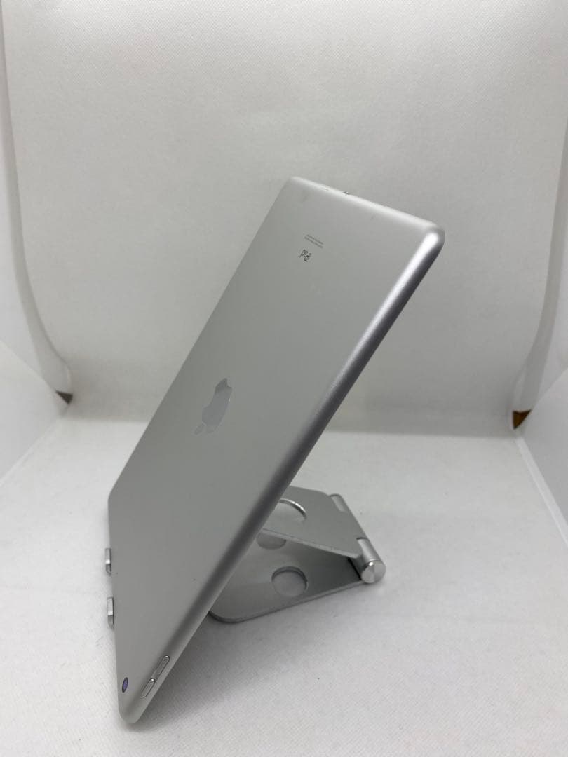 Ipad 第9世代 64GB WiFi モデル　YR6WX