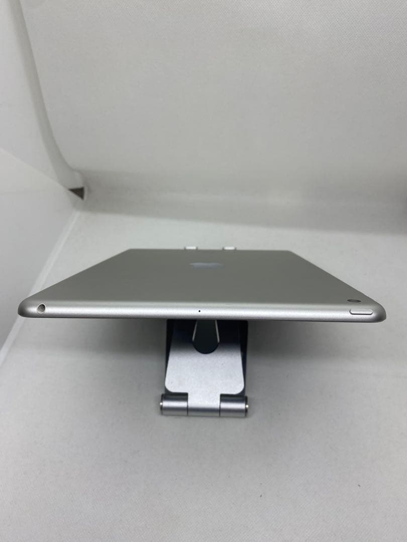 Ipad 第9世代 64GB WiFi モデル　YR6WX